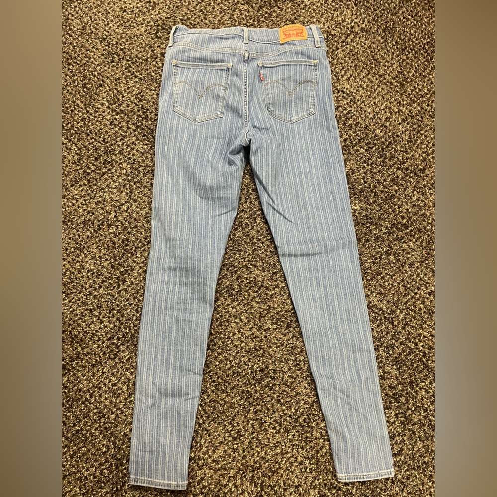 Levi’s 720 High Rise Super Skinny Jeans